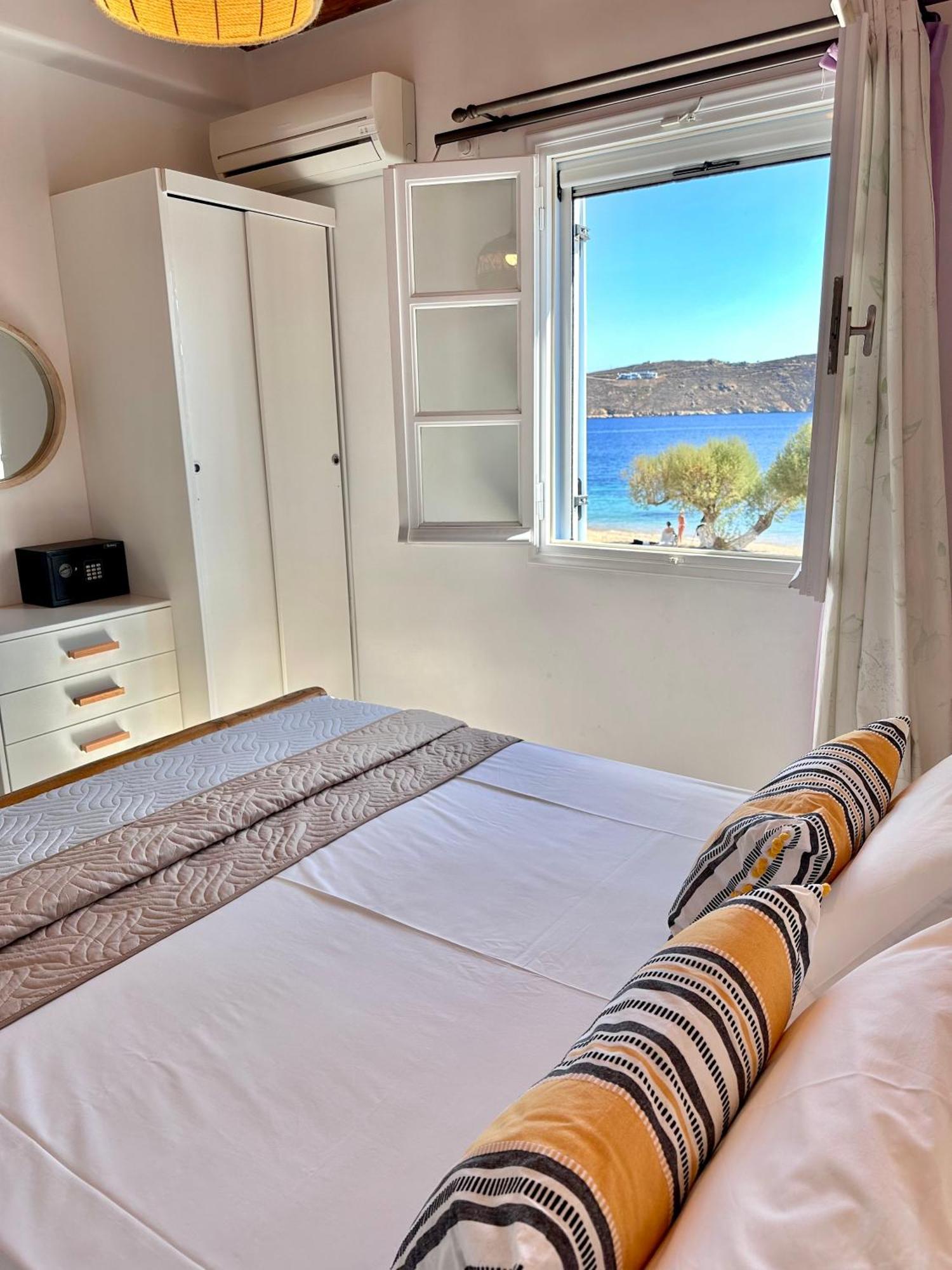 Galazio Seaside Apartments Livadakia المظهر الخارجي الصورة