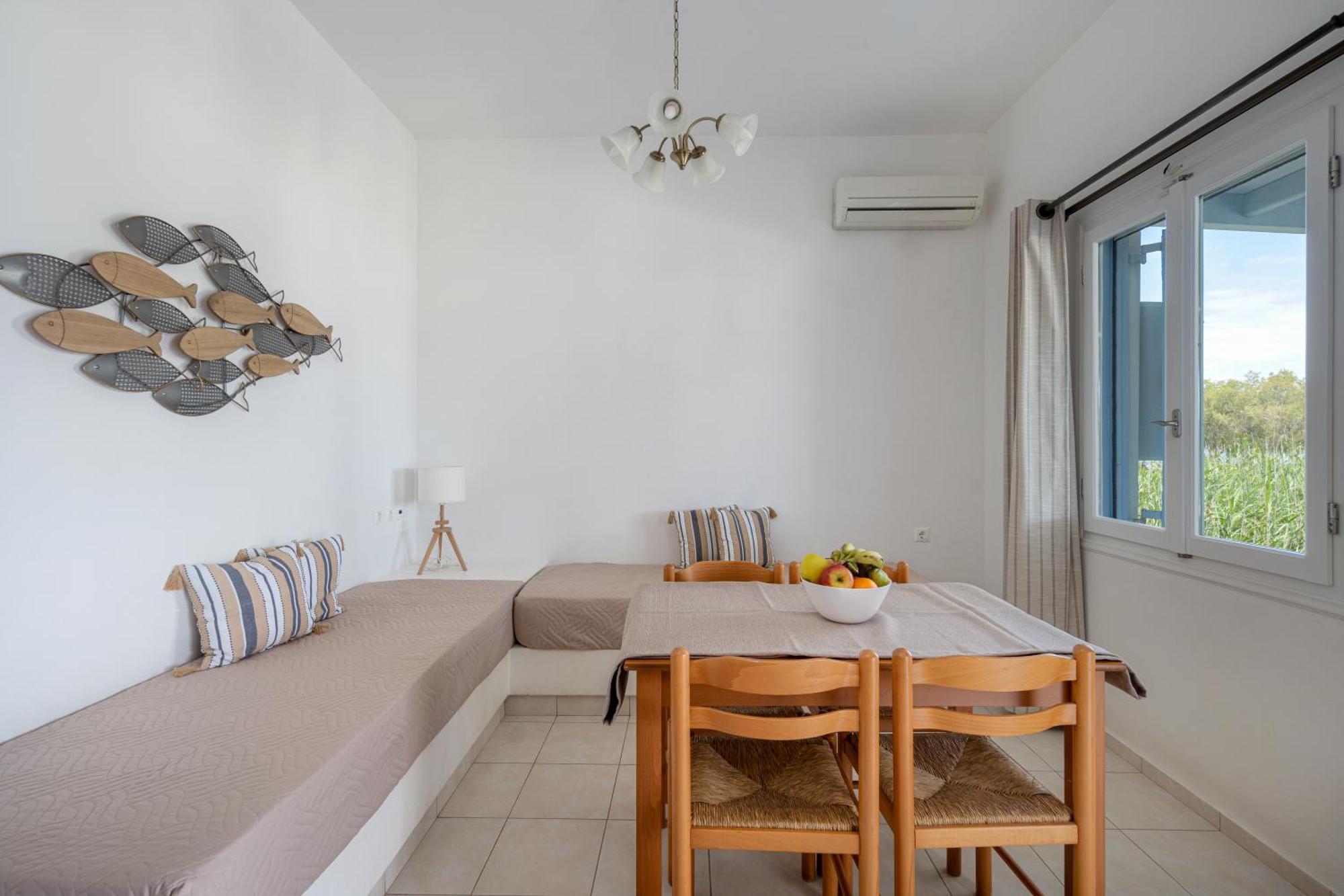 Galazio Seaside Apartments Livadakia المظهر الخارجي الصورة
