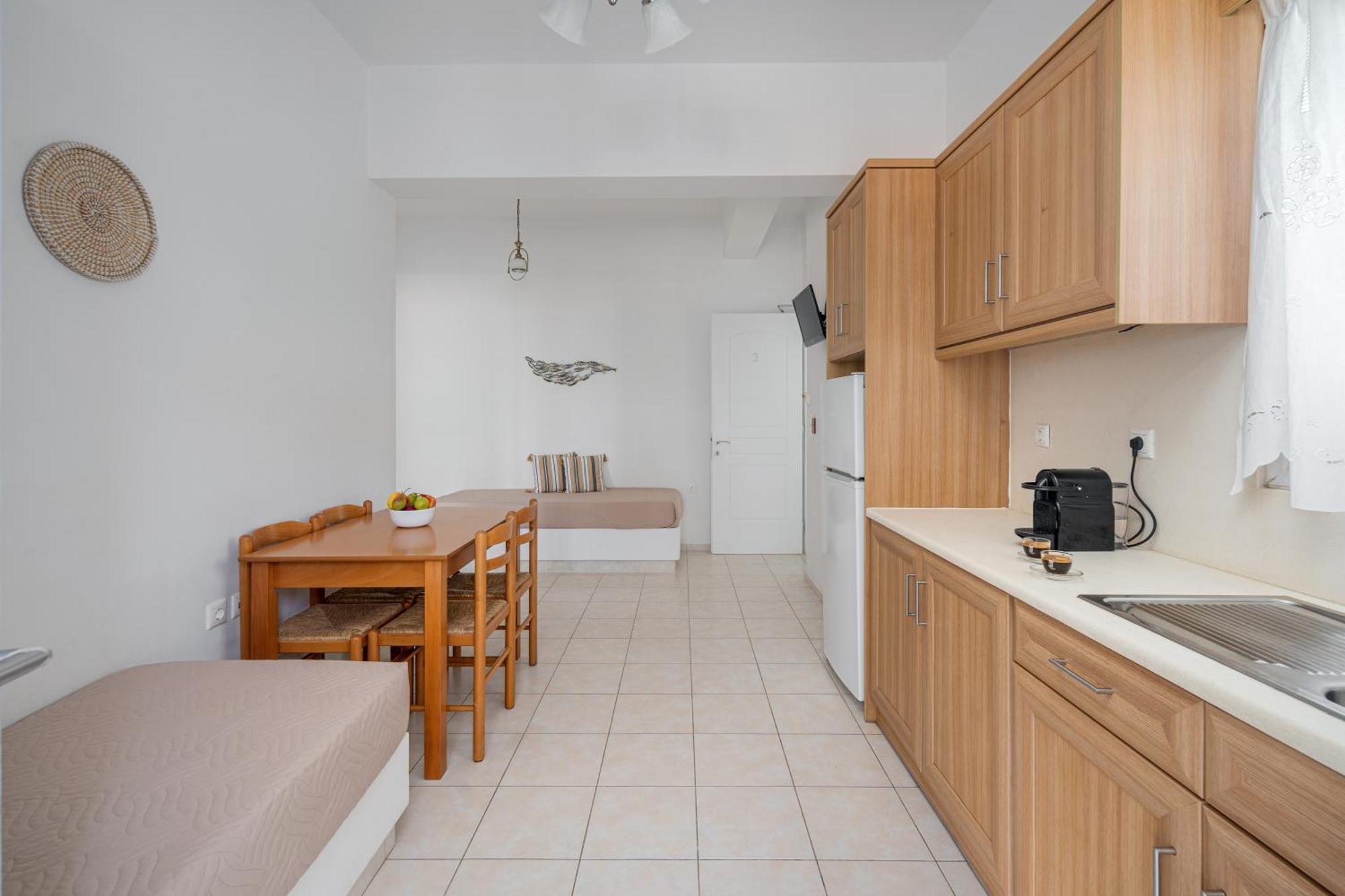 Galazio Seaside Apartments Livadakia الغرفة الصورة